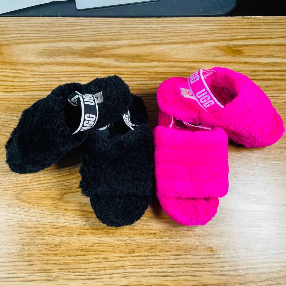 UGG Fluff Yeah Slides kids Size‎ 3 Black Neon Pink Shearling Slingback Sandals